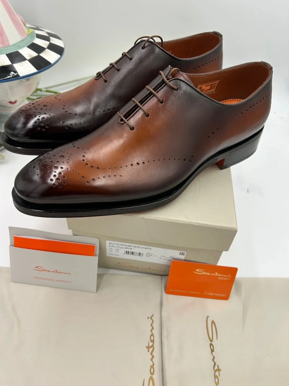Men’s Santoni  Carter Oxfords in Burnished Brown Leather. Size 11.